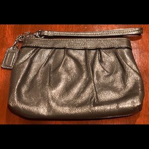 Coach wristlet - Gray